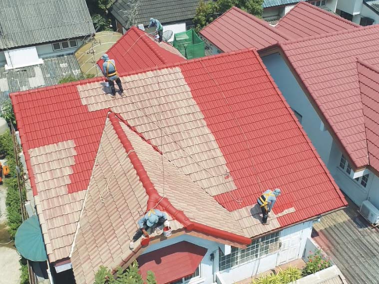 รีวิว แปลงโฉมบ้านเก่าให้กลับมาสวยใหม่ ง่ายๆ  กับบริการทาสีหลังคา SCG Roof Repaint