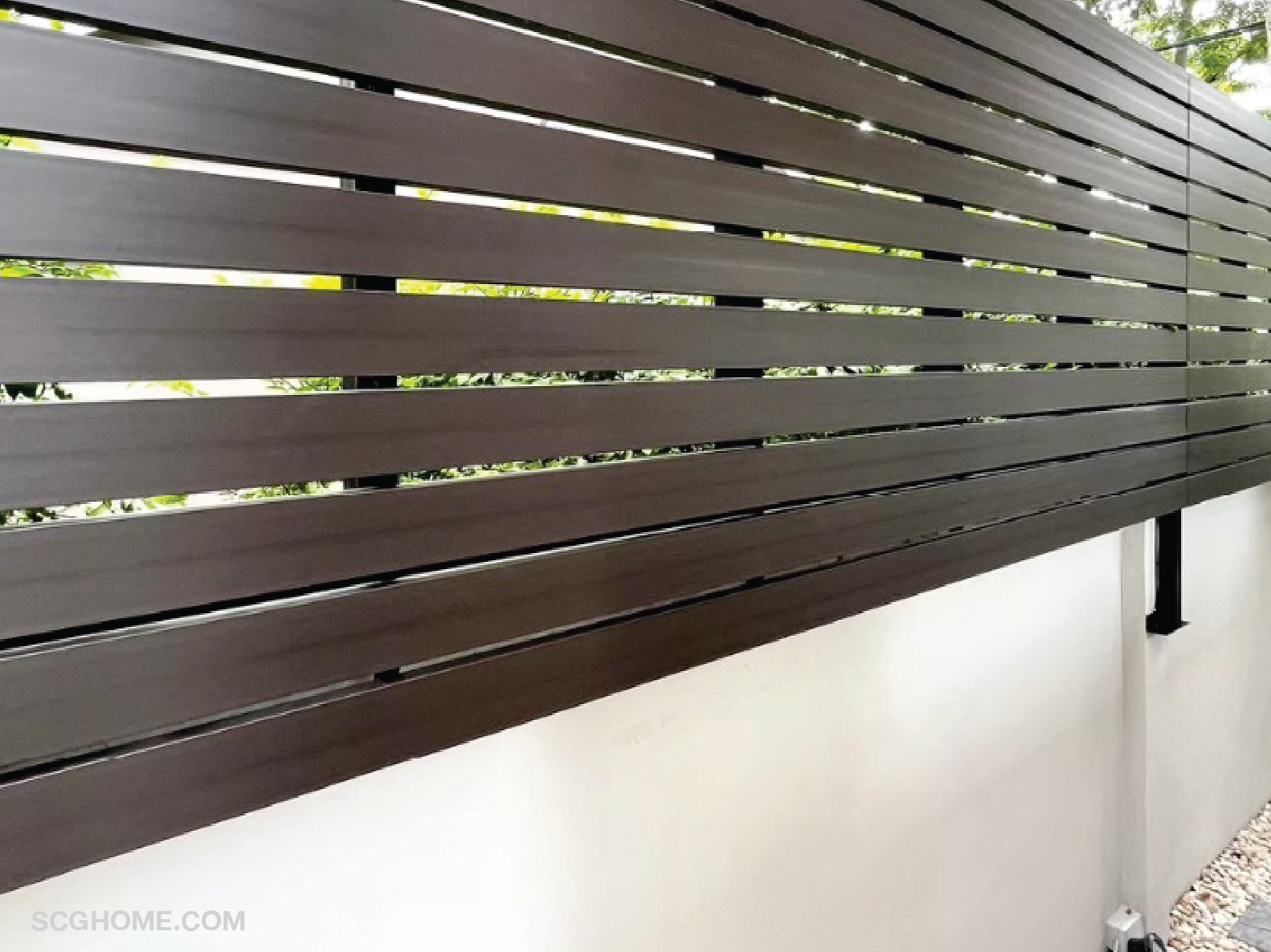 รั้วระแนง ระแนงไม้ รั้วระแนงไม้ ต่อเติมรั้วระแนง จัดสวน