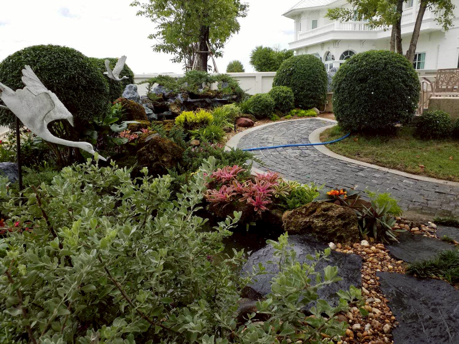 บริการออกแบบ-จัดสวน-ปรับภูมิทัศน์