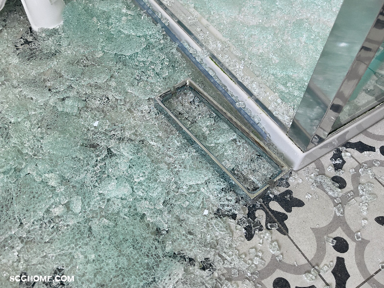 กระจกเทมเปอร์แตกแล้วจะเป็นเม็ดเล็ก ๆ ลดอันตราย