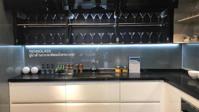 กระจกเงา สียอดนิยม ชา(Grey), ทอง(Rose Gold), ดำ(Black)