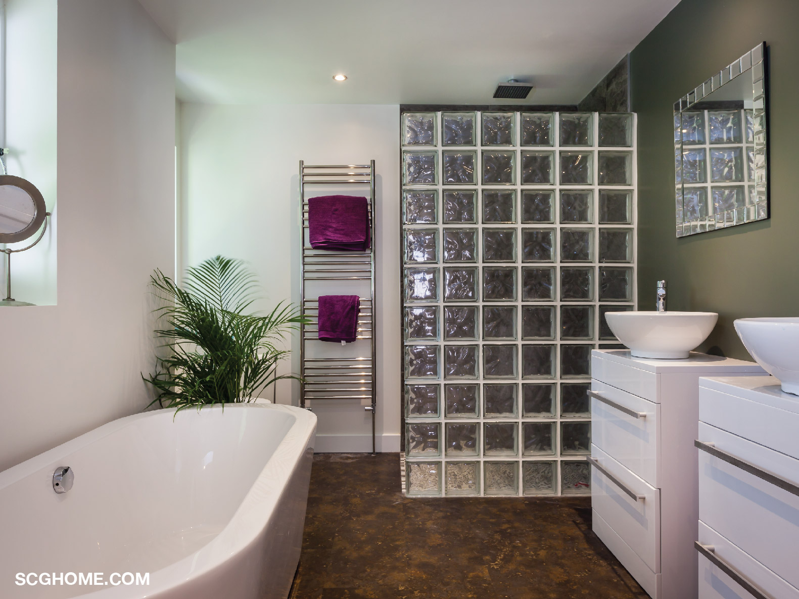 กั้นด้วยบล็อกแก้ว