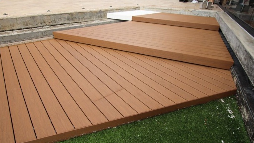 พื้นไม้ภายนอก-WPC-พร้อมบริการติดตั้ง