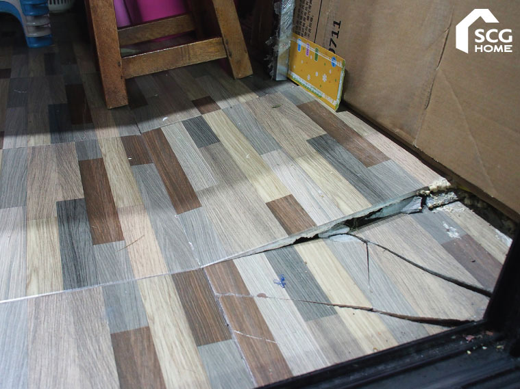 แตก ร้าว เอียง รั่ว ปัญหาปวดหัว ต่อเติมครัวหลังบ้านแล้วทรุด