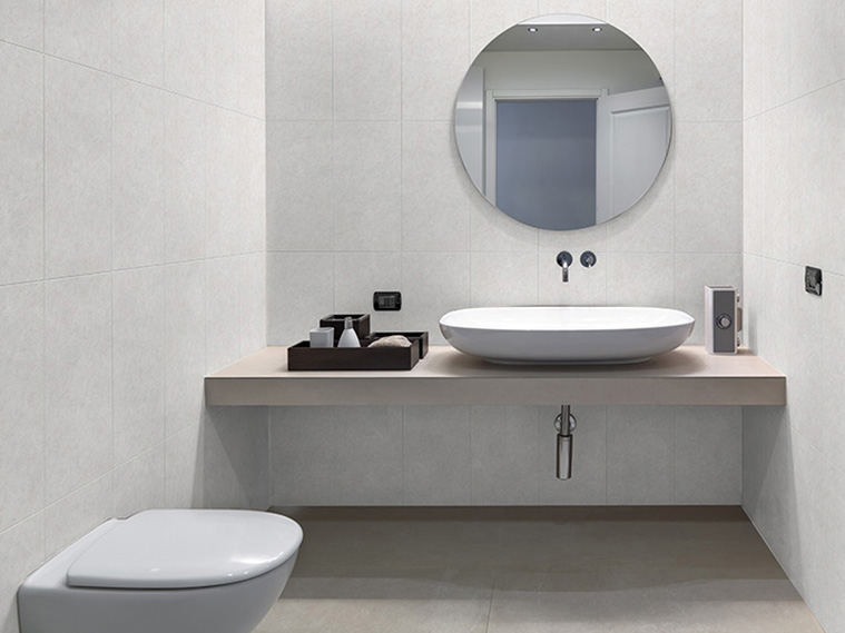 ห้องน้ำลุคโมเดิร์น กับความเรียบง่ายในโทนขาวเทา