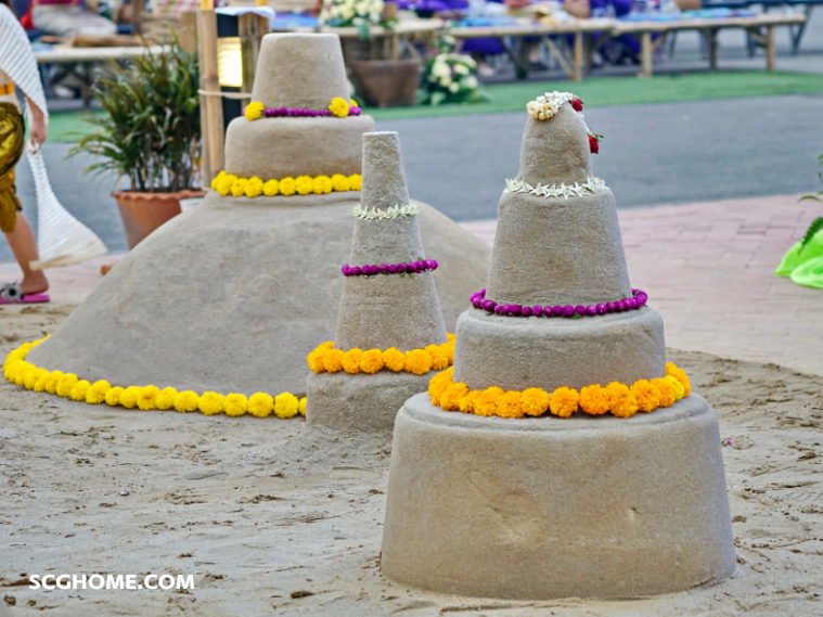 ก่อเจดีย์ทราย