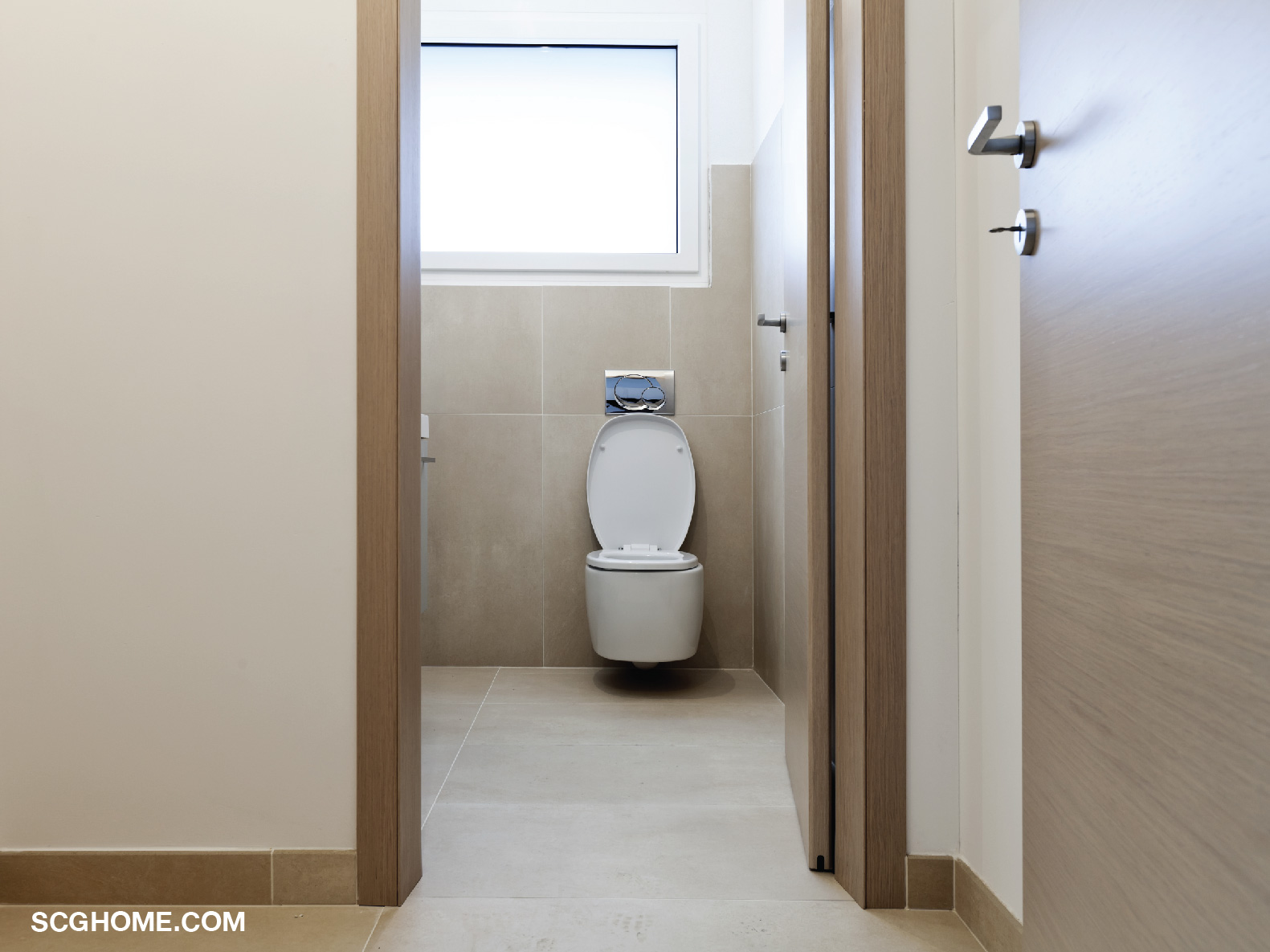 ประตูหน้าบ้านตรงกับประตูห้องน้ำ