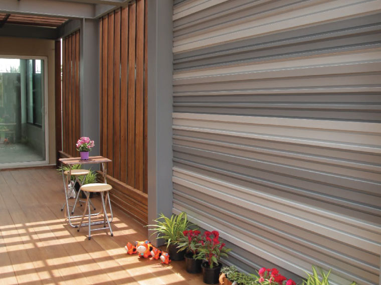 7 ขั้นตอนตกแต่งและต่อเติมระเบียงข้างบ้านด้วยไม้เทียม