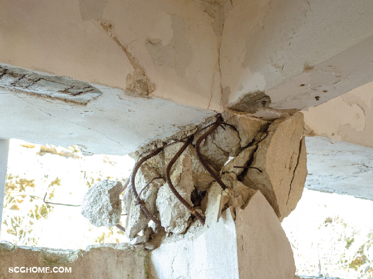 สภาพโครงสร้างเสาคานใต้พื้นทรุด