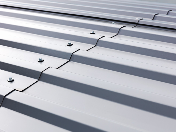 อยากทำหลังคาเมทัลชีทแต่กลัวเสียงดังตอนฝนตก จะป้องกันแก้ไขยังไงดี ?