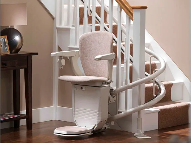 ลิฟท์บันได-พร้อมบริการติดตั้ง