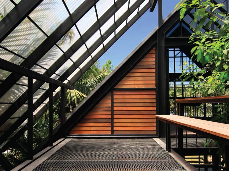 ออฟฟิศสไตล์ลอฟต์ “3KOR Architect Design and Construction” งานออกแบบสอดรับกับธรรมชาติด้วยหลังคาโปร่งแสง