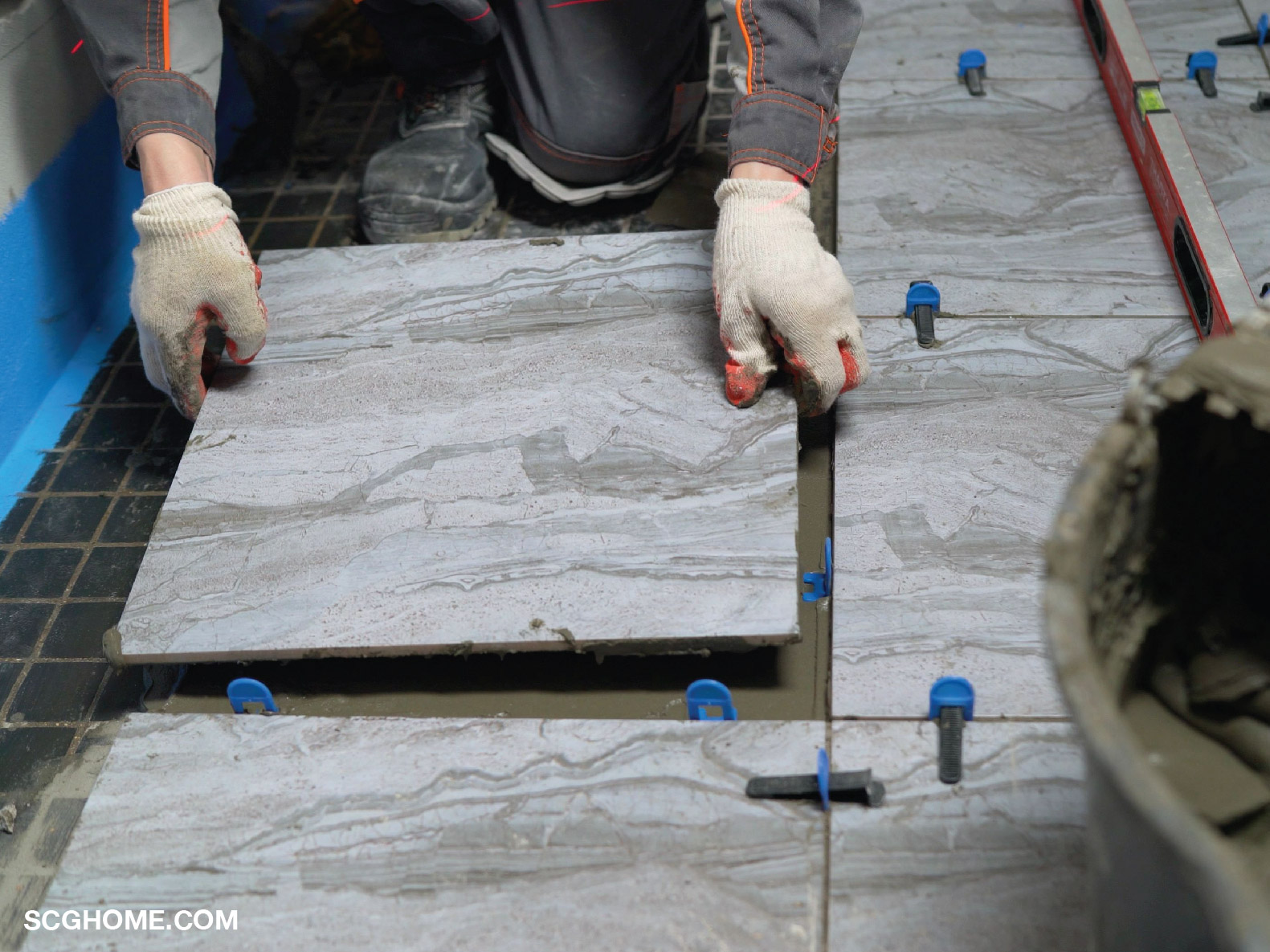 ปูกระเบื้องใหม่ทับกระเบื้องเดิม