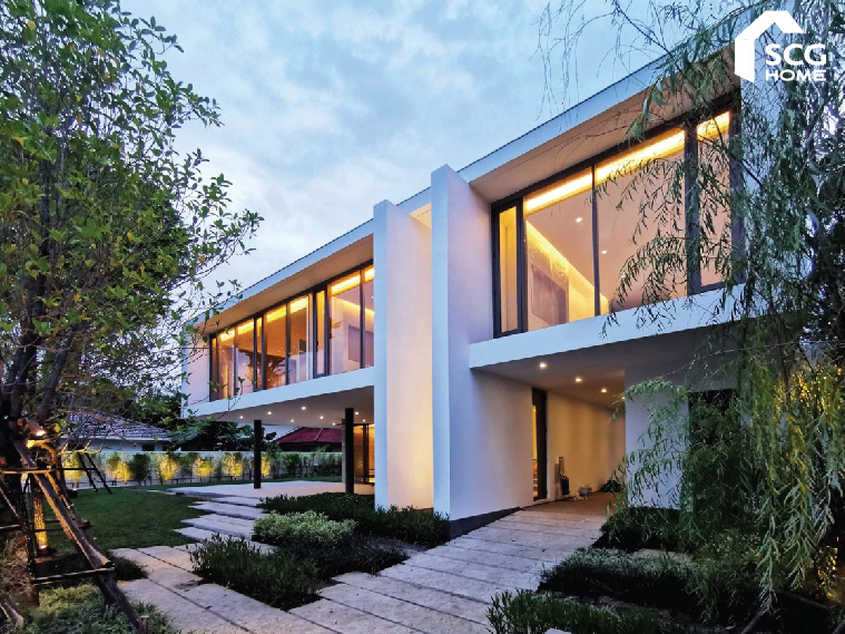 บ้านโมเดิร์นสีขาว เคล้าธรรมชาติสุขสงบ หลบความวุ่นวาย | Oasis Residence