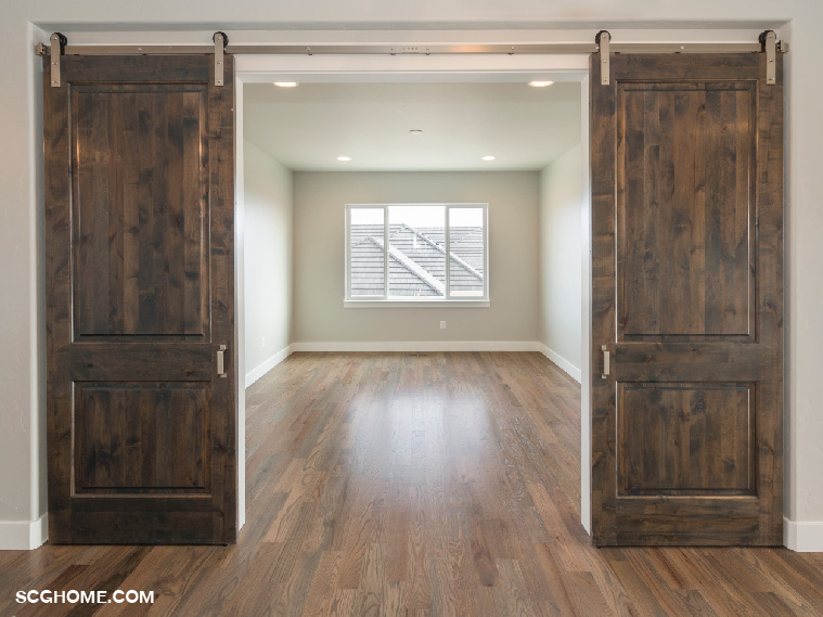 รางเลื่อนบนหรือรางเลื่อนแบบแขวน