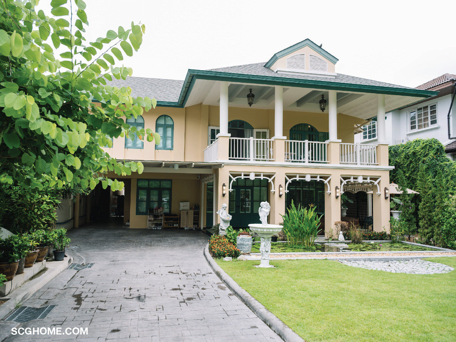 หลังคาทรงจั่วหันหน้ารับหน้าบ้าน