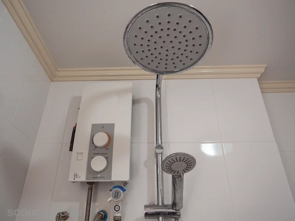 เครื่องทำน้ำอุ่นกับฝักบัวแบบเรนชาวเวอร์ (Rain Shower)