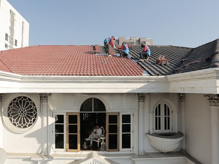 เปลี่ยนหลังคาบ้านเก่าให้สวยใหม่ พร้อมแก้ไขปัญหาหลังคารั่วซึม