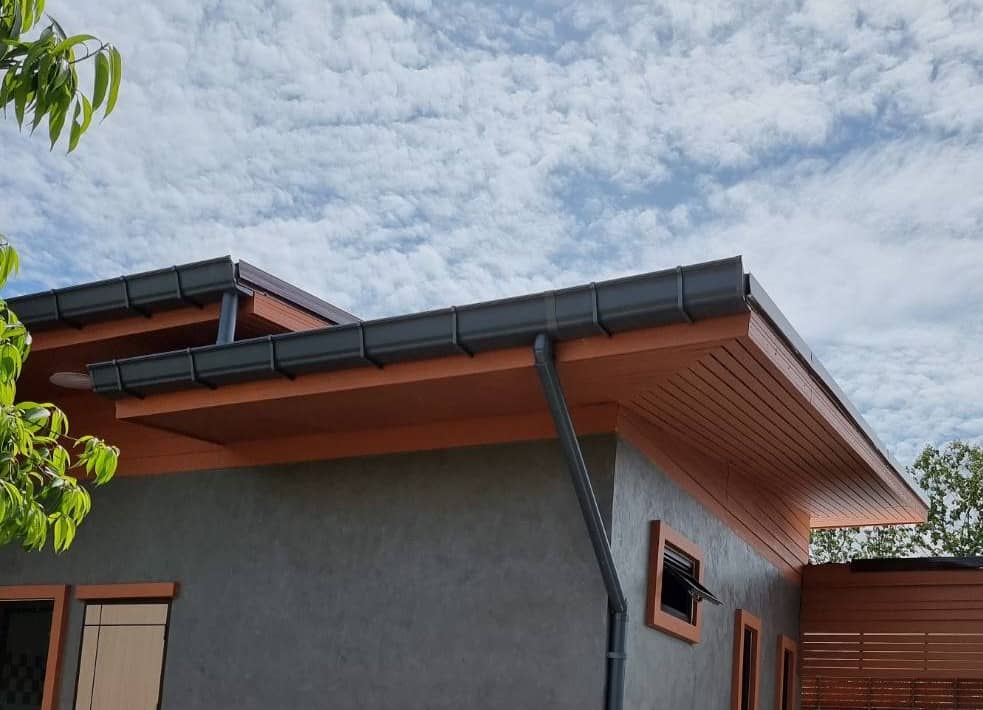 รางน้ำฝน-PVC-พร้อมบริการติดตั้ง-โดย-Q-Chang