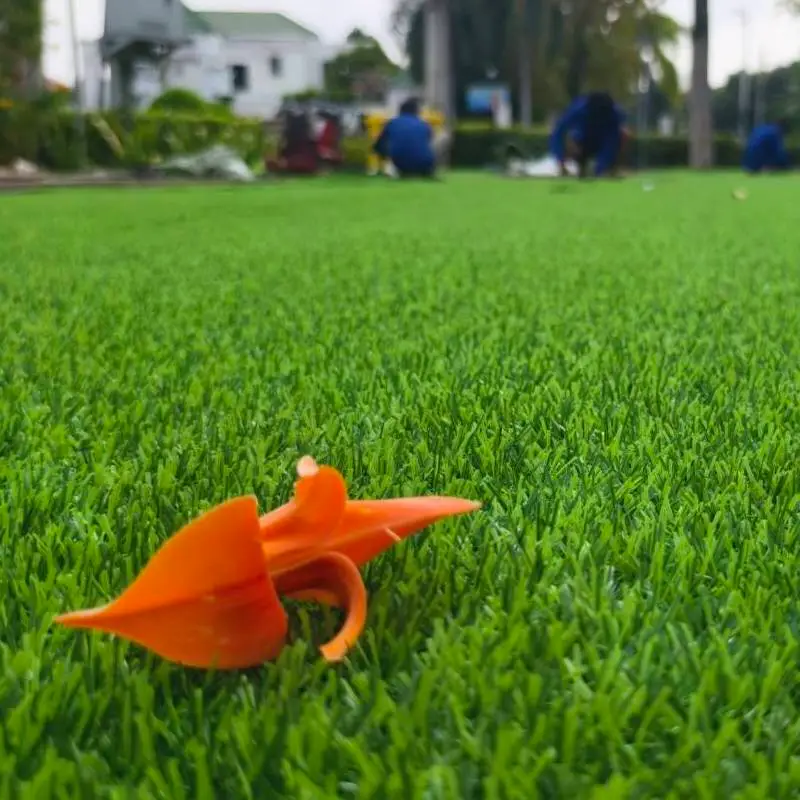 หญ้าเทียมพร้อมบริการติดตั้ง