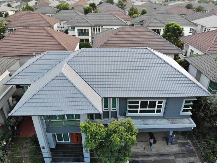 รีวิวรีโนเวทหลังคาบ้าน เปลี่ยนกระเบื้องหลังคาสวย สะดวก สะท้อนรสนิยม