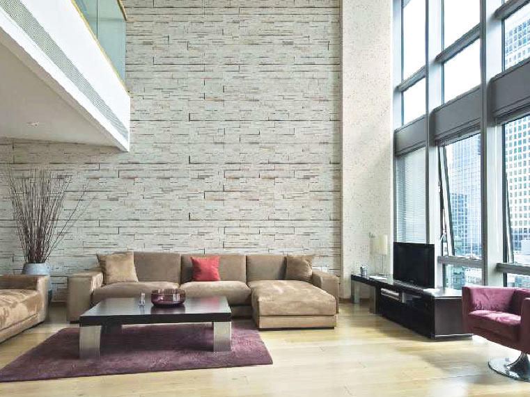 ห้องนั่งเล่นสไตล์ร่วมสมัย กับกระเบื้องลายหินเคล้ากลิ่นอายธรรมชาติ